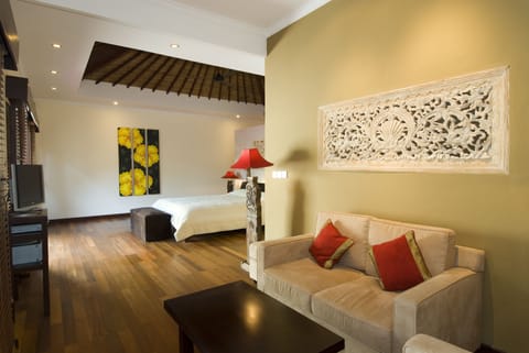 Villa, 1 Bedroom | 1 bedroom, premium bedding, minibar, in-room safe