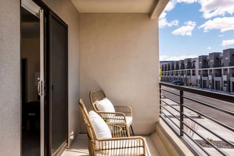 Front balcony (there are two)