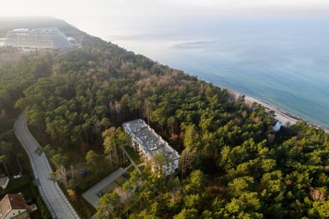 The apartment is located right on the seafront.