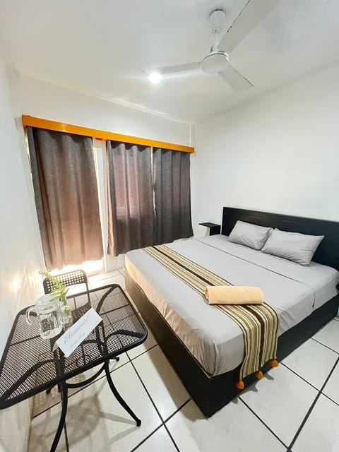 Room, 1 Bedroom, Smoking, Balcony | 1 bedroom, WiFi