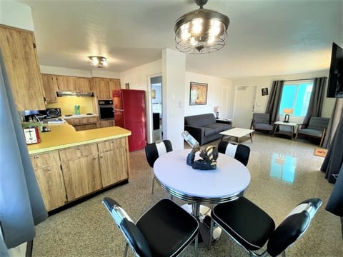 Executive Suite, 1 Bedroom, Patio, Marina View | Individually decorated, individually furnished, travel crib, free WiFi