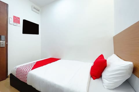 Deluxe Single Room | Desk, free WiFi, bed sheets