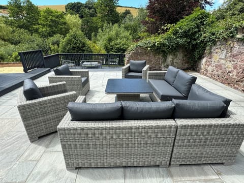 Outdoor courtyard and seating