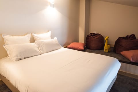 Classic Quadruple Room | Premium bedding, pillowtop beds, minibar, in-room safe