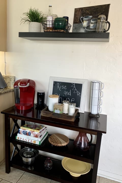 Quincy La Casa House in Belmont Shore