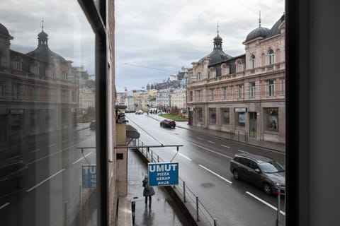 XL 1 Bedroom Apartment, 2 Sofa Bed | View from room