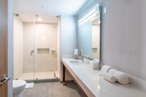 Room, Multiple Beds, Non Smoking | Bathroom | Shower, rainfall showerhead, hair dryer, towels