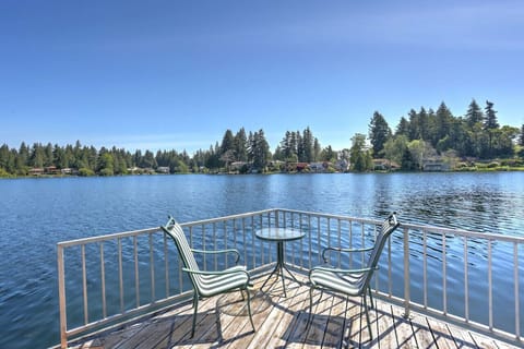 You will Enjoy Oversize Dock with a seating area