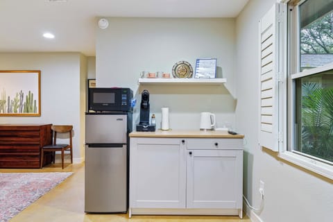 Kitchenette includes basic kitchen items. It does NOT include a kitchen sink.
