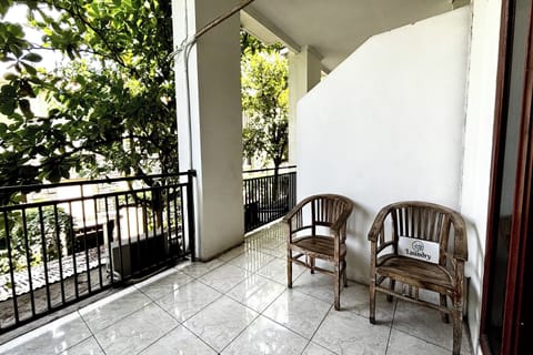 Deluxe Room | Desk, free WiFi