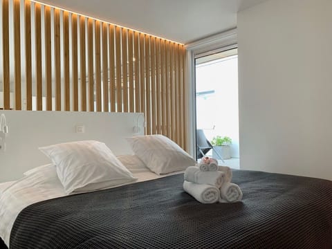 Deluxe Apartment, 1 King Bed | 1 bedroom, premium bedding, individually decorated