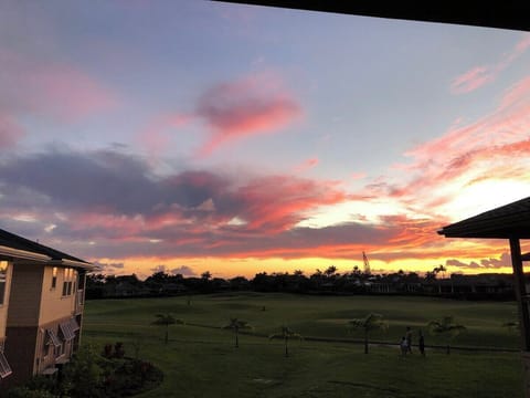 Pili Mai Sunset View