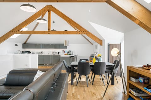 Cedar House, St Agnes. First floor: Open plan living area