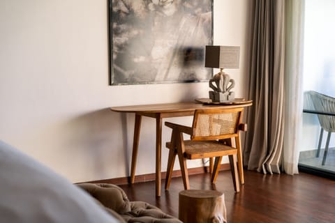 2 bedrooms, bed sheets