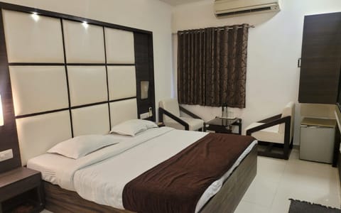 Executive Room | Free WiFi, bed sheets, wheelchair access