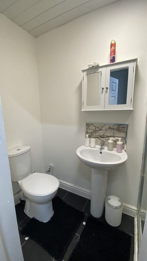 Deluxe Studio, Ensuite | Bathroom