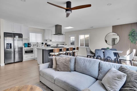 Open floor plan allows your group to spend time with one another in a relaxing space.