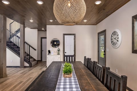 Open floorplan for the perfect family gatherings