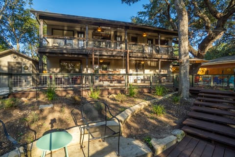 Massive decks to for plenty of space to spread out