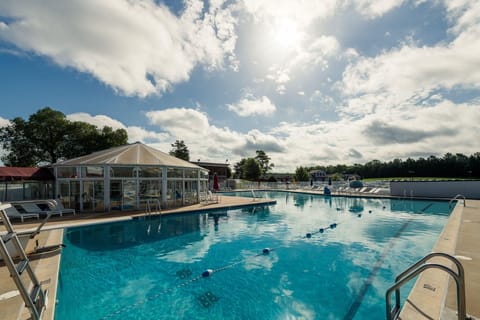 Indoor pool, outdoor pool