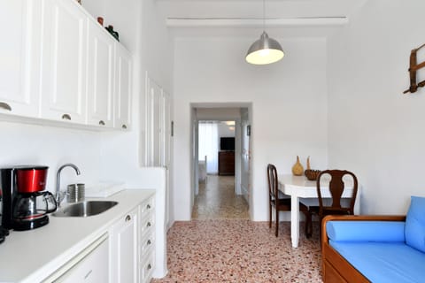 Apartment | Living area | 32-inch flat-screen TV with cable channels, TV