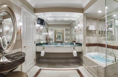 Prestige Club Lounge Luxury Two Queen Suite | Bathroom | Separate tub and shower, deep soaking tub, free toiletries, hair dryer