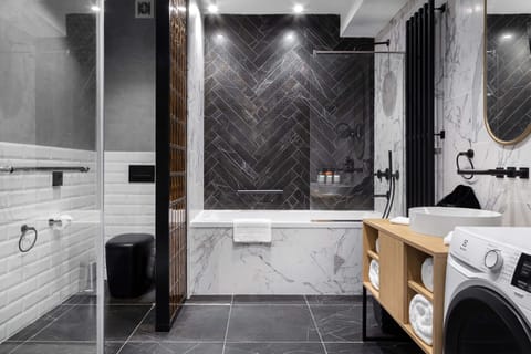 Apartment, 2 Bedrooms (Attic Floor) | Bathroom | Rainfall showerhead, hair dryer, bathrobes, slippers