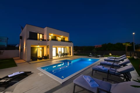 Deluxe Villa, 4 Bedrooms, Private Pool, Sea View | Terrace/patio