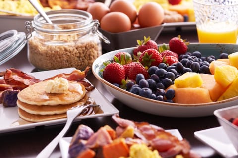 Daily buffet breakfast (INR 699 per person)