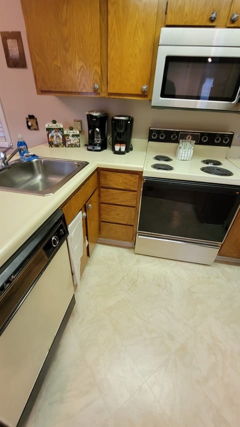 Small but well furnished kitchen