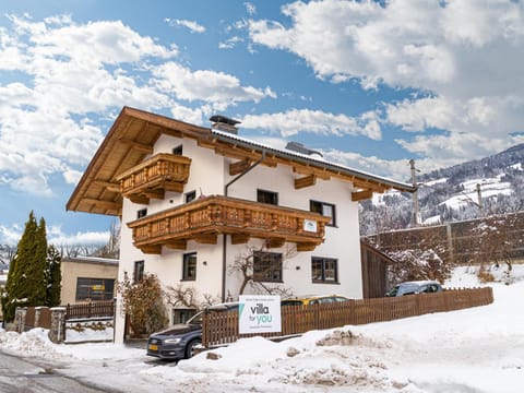 Holiday Home Exterior [winter]