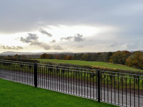 View | Inverallan, Amisfield