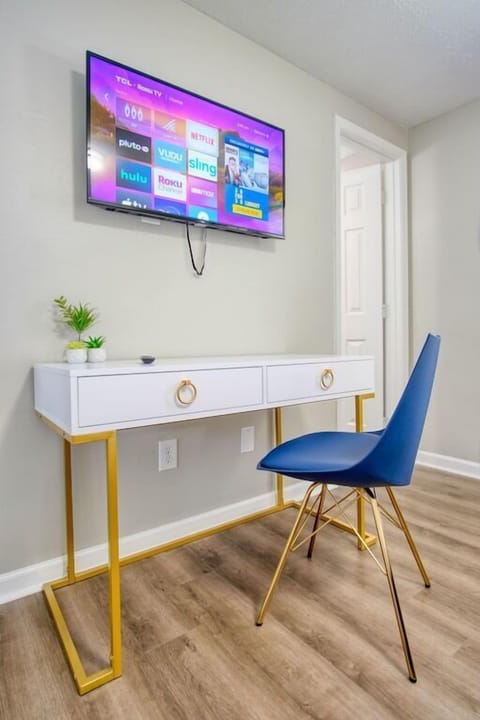 Desk and chair for professionals