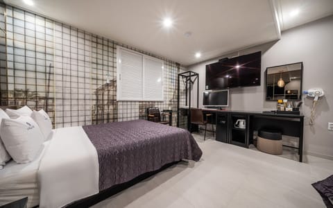 Room (Standard Twin) | 1 bedroom, free WiFi, bed sheets