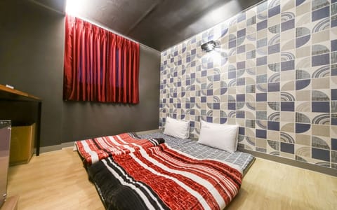 Room (Ondol) | 1 bedroom, free WiFi, bed sheets