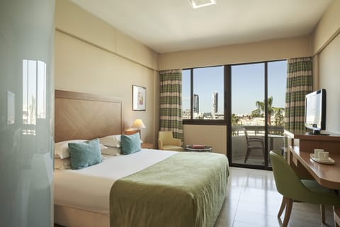 Twin / Double Room Inland View | In-room safe, blackout drapes, soundproofing, iron/ironing board