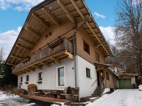 Holiday Home Exterior [winter]