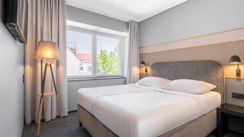 Economy Double Room | In-room safe, blackout drapes, soundproofing, iron/ironing board