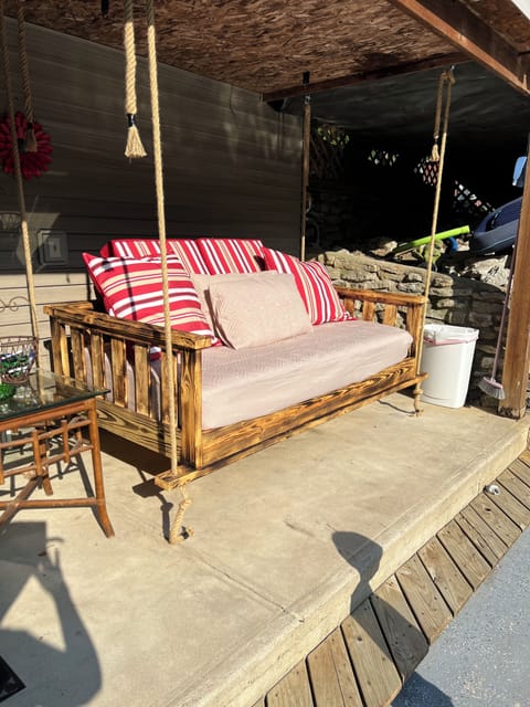 Swing Bed off pool area