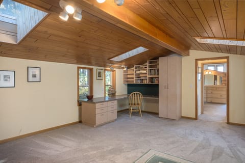 799 Peninsula Rd - Lopez Island Washington - 32
