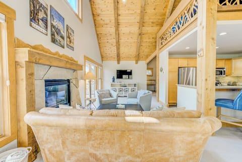 House (3 Bedrooms) | Exterior