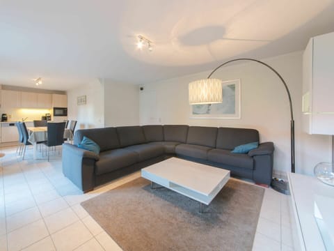 Couch, Furniture, Table, Building, Comfort, Interior Design, House, Picture Frame, Studio Couch, Lamp