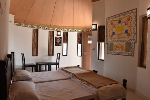 Traditional Room | In-room safe, bed sheets, wheelchair access