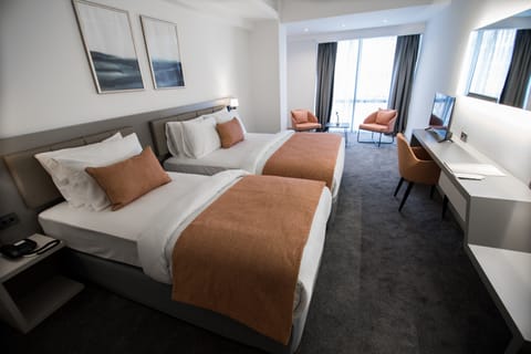 Comfort Triple Room | Premium bedding, minibar, desk, laptop workspace