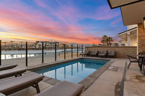 Backyard Private Pool with Direct Lagoon Access