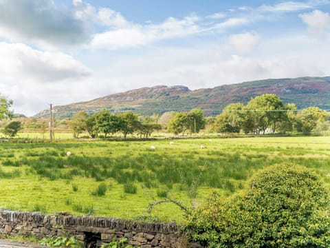 Surrounding area | Hafan Yr Haul, Arthog