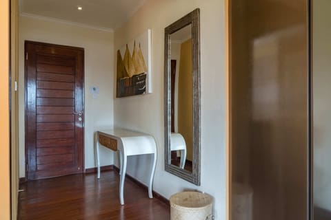 Basic Apartment, 1 King Bed | 1 bedroom, desk, laptop workspace, bed sheets