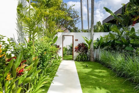 Basic Villa, 2 Queen Beds | Property grounds