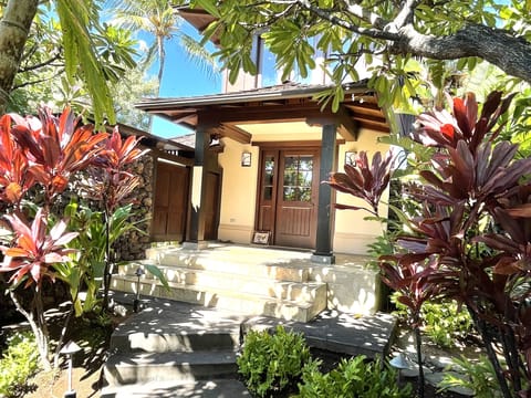 Entrance to villa. Private end unit.