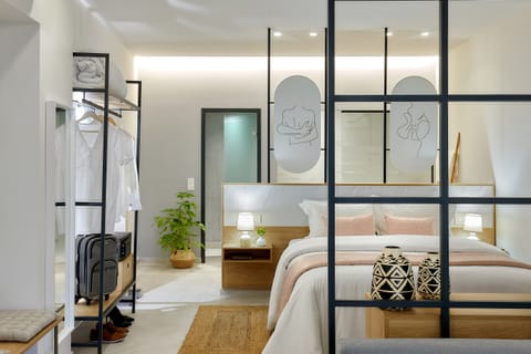 Suite, Garden View | Frette Italian sheets, premium bedding, Tempur-Pedic beds, in-room safe